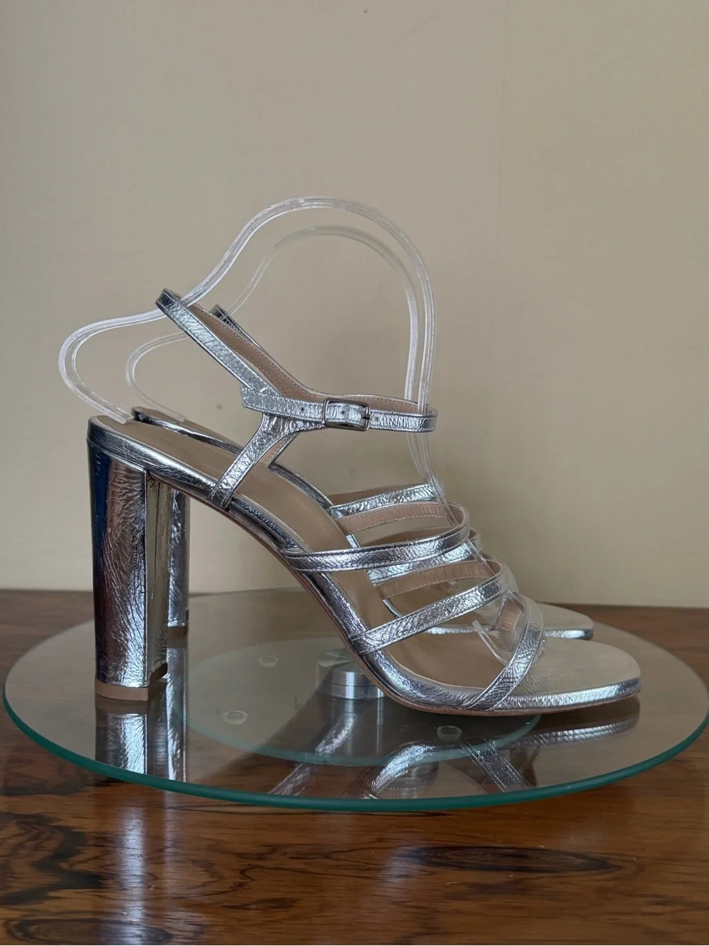 Inez Sasha heel in Silver Metallic size 9.5